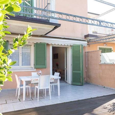 Aparthotel Rta la Pergola Marina di Massa Exterior foto