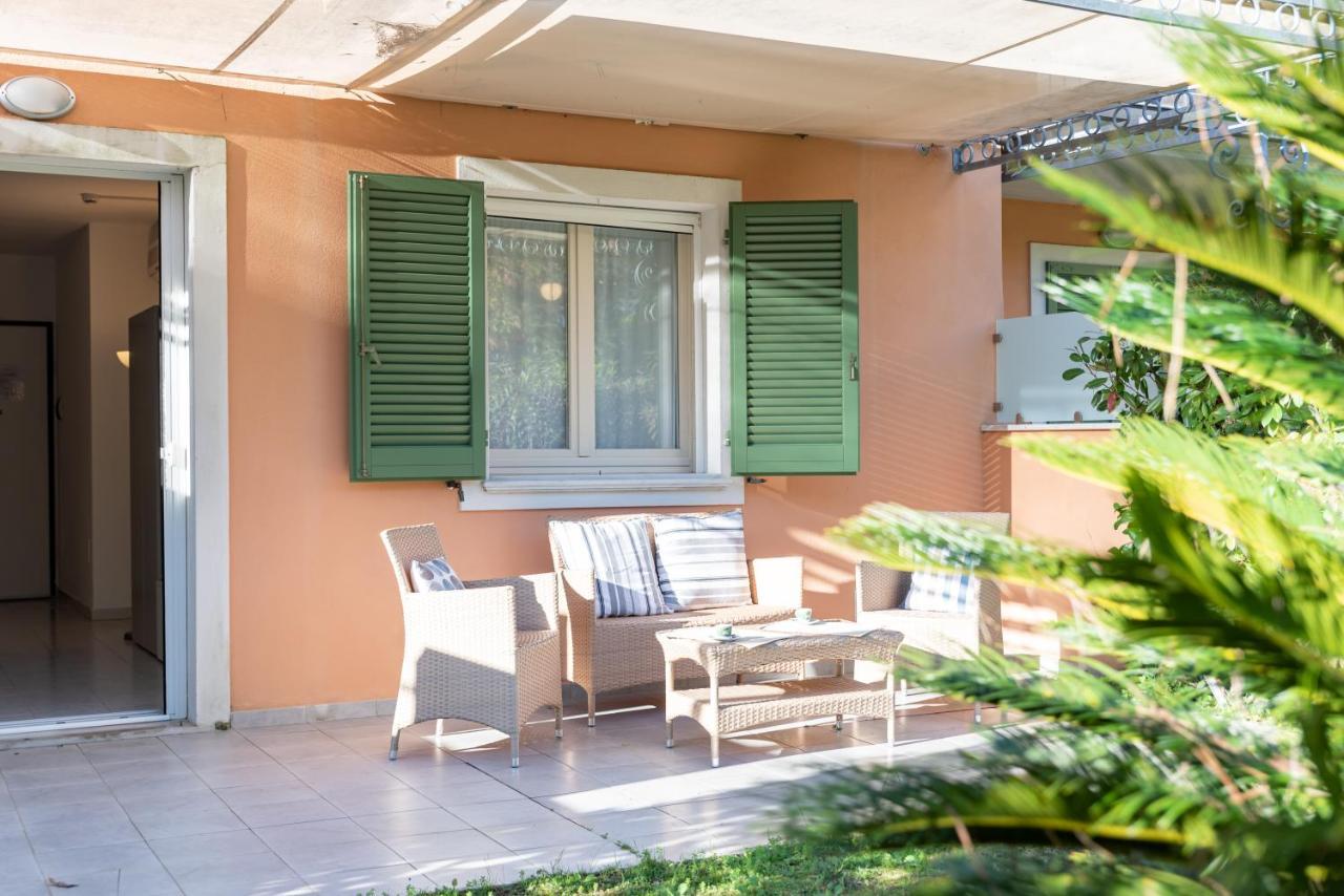 Aparthotel Rta la Pergola Marina di Massa Exterior foto
